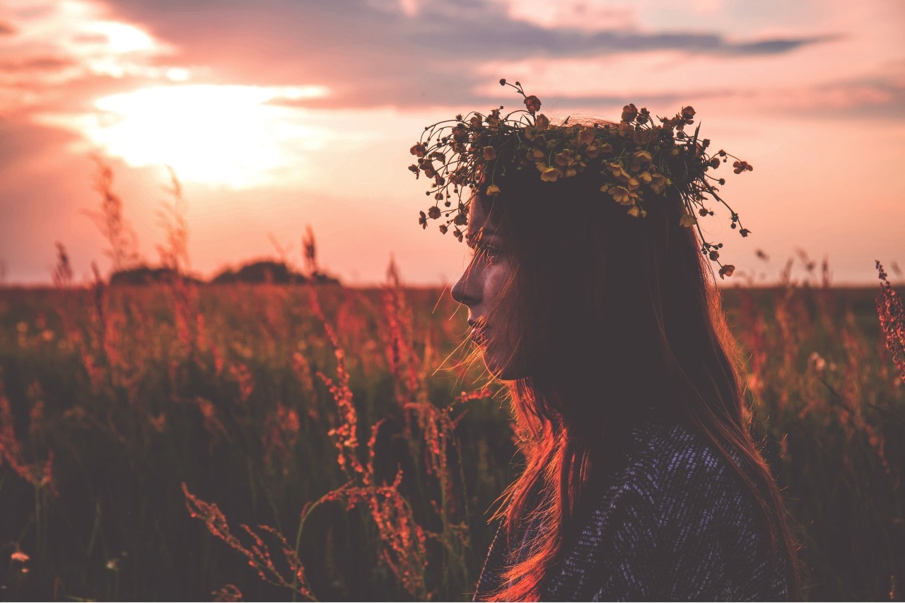 Bloom Into Spring With Gorgeous Floral Jewelry